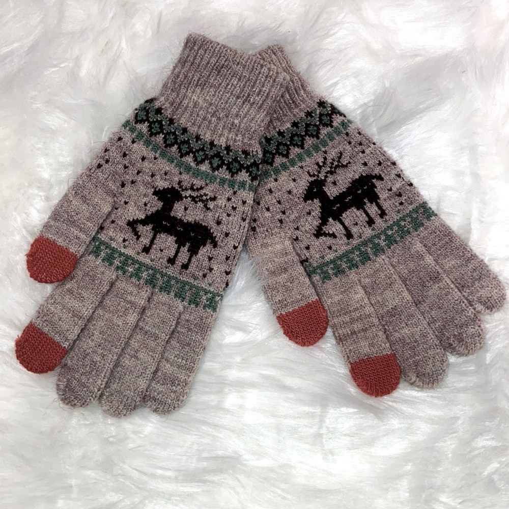 Holiday Reindeer Festive Knit Gloves Tan NEW